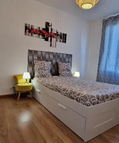 Apartment Superbe Proche De Toutes Commodites. *